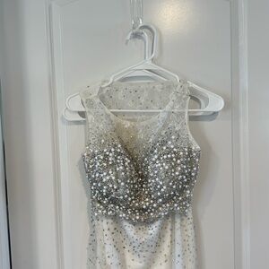 BLUSH size 4 prom dress